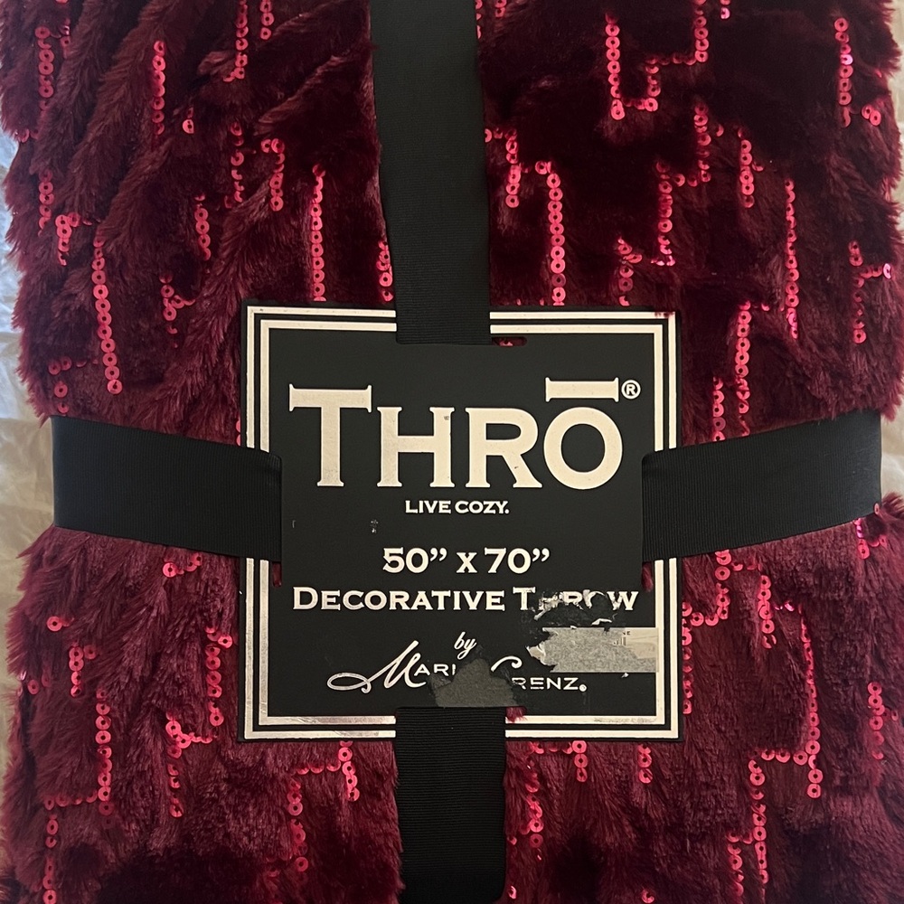 Thro Burgundy Decorative Throw